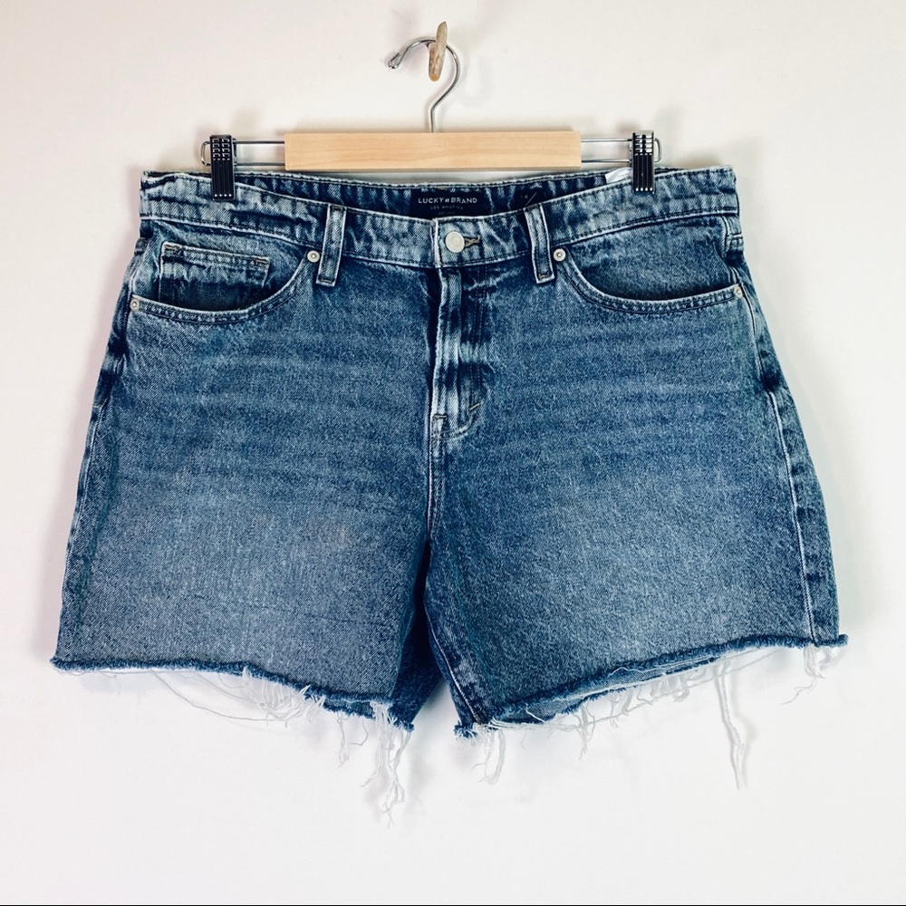 LUCKY BRAND Boyfriend Shorts size 14/32